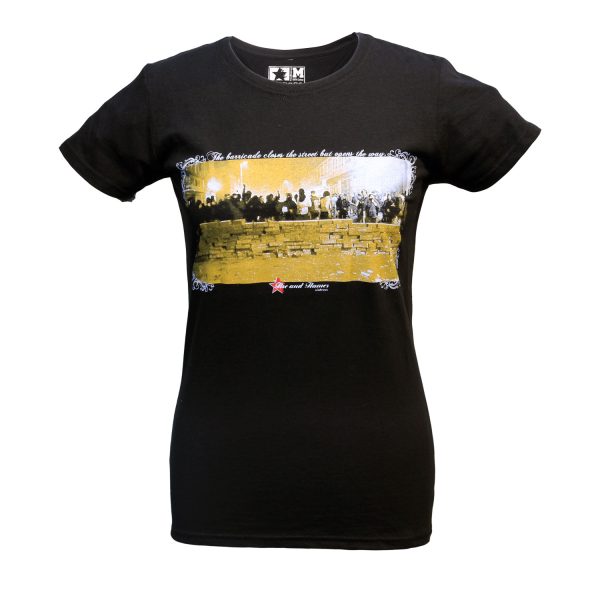 „Barricades“ Tailliertes Shirt - Lebensmittel Sale – Große Auswahl & Top Preise | Kostenloser Versand ab 40€