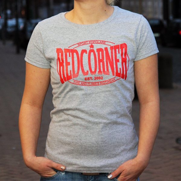 „Red Corner“ Tailliertes Shirt - Lebensmittel Sale – Große Auswahl & Top Preise | Kostenloser Versand ab 40€